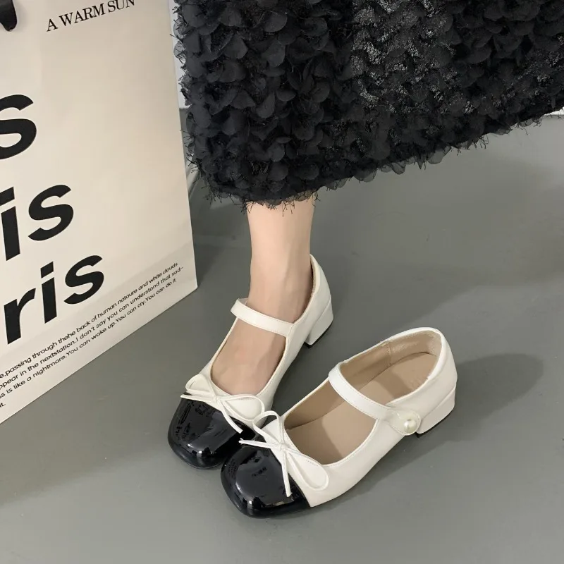 

Women's Fashion Chunky Shoes Autumn New Round Head Shallow Mouth Butterfly Knot Color Pearl One Line Buckle Mary Jane Shoes