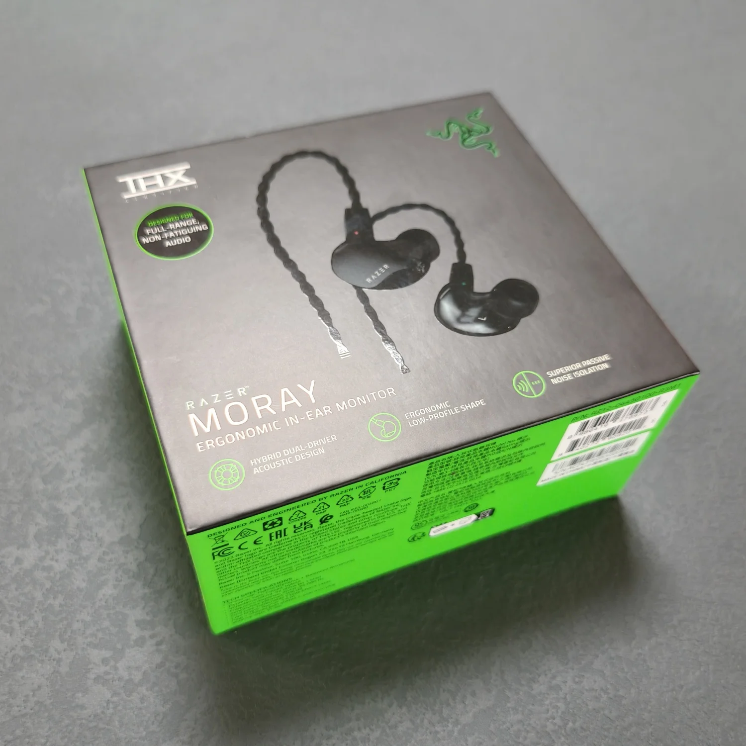 Écouteurs de jeu Razer Moray 3,5 mm audio hybride double pilote et forme ergonomique écouteurs pour iphone 17 android PC PS4, PS5, Switch Écouteurs de jeu Razer Moray 3,5 mm audio hybride double pilote et forme ergonomique écouteurs pour iphone 17 android PC PS4, PS5, Switch