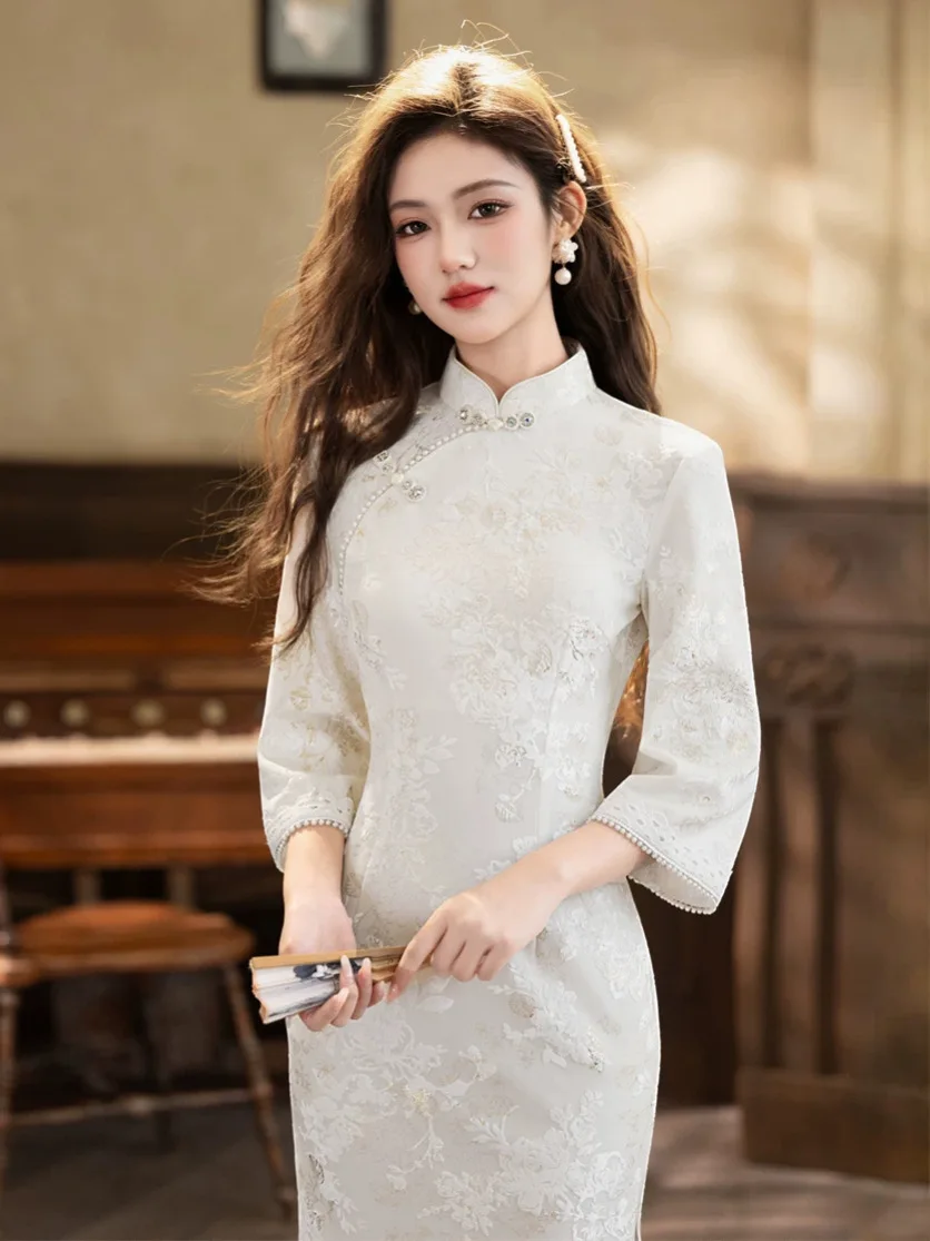 Three Quarter Sleeve Qipao Women Embroidery Elegant Chinese Dress Mandarin Collar Cheongsam Long Soft Luxury Vestidos Dress