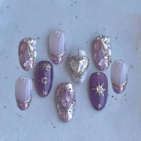 24pcs Diamond Love Design Nails Sets Press on Purple Short Almond False Nails Tips Wearable Rhinestone French Oval Fake Nail Art