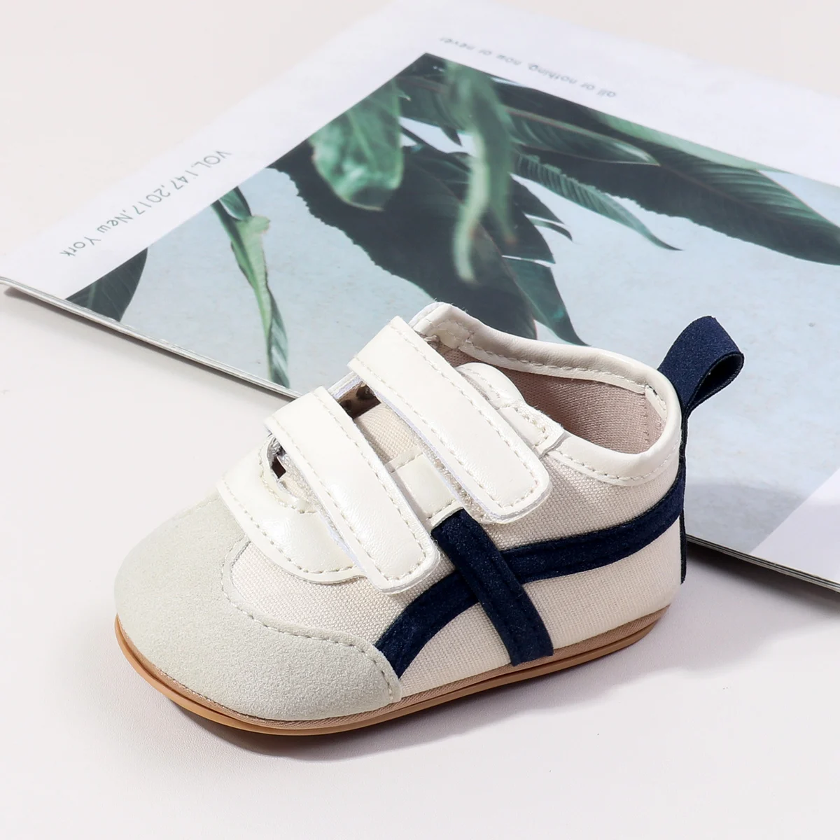 

Новый стиль, весна и осень, новый спортивный стиль для маленьких мальчиков и девочек, повседневная обувь для малышей в помещении и на открытом воздухе с подошвой TPR