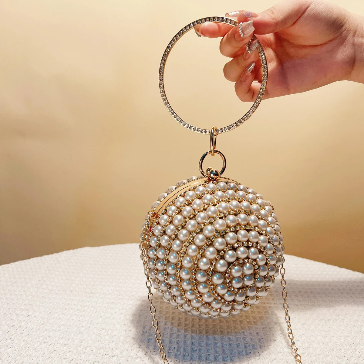 Circular Shaped Design Beading Clutch Bags Rhinestones Handmade Luxury Evening Bags Ball Party Girl Dress Box Holder