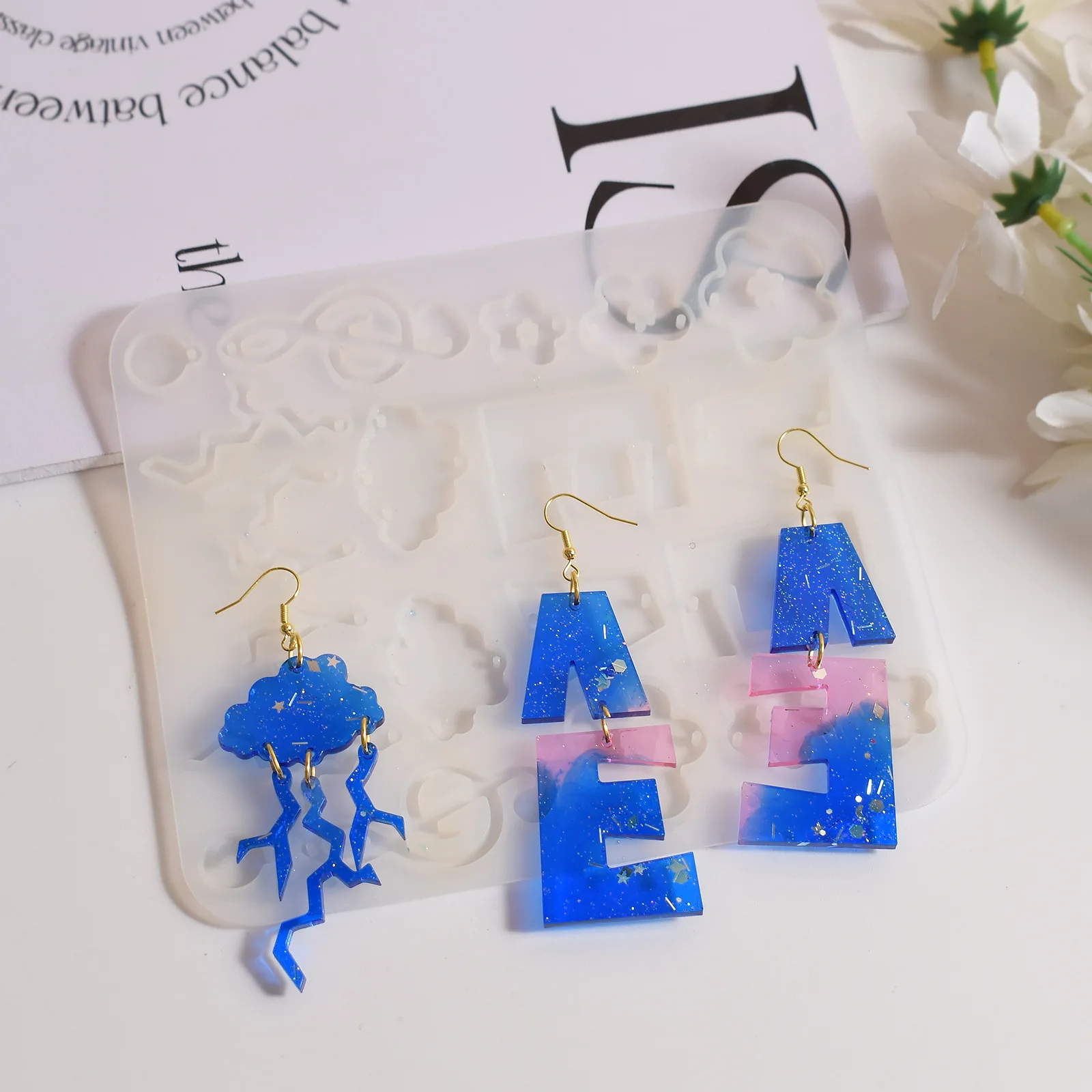 Crystal Drip Love Love Flowers Notes Alphabet Making Moulds Water Drops Clouds Earrings Jewelry Pendants Silicone Mold