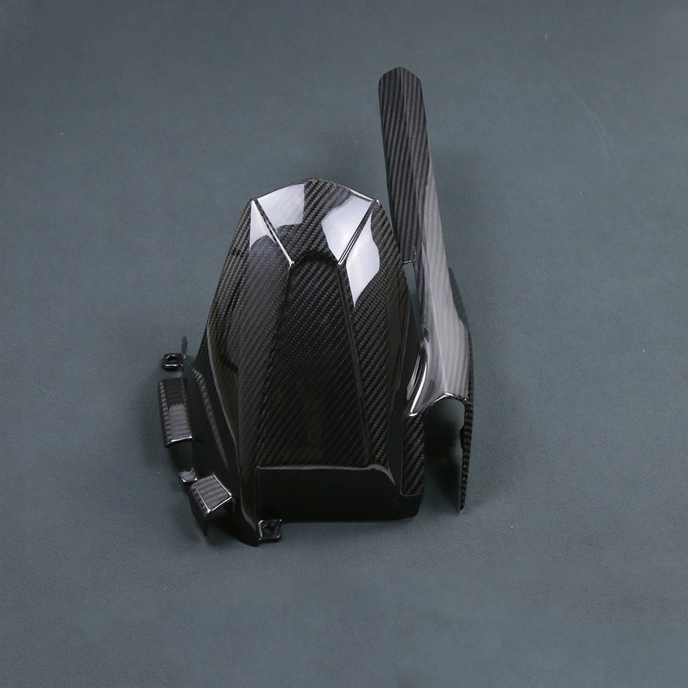 100% 3K كامل ألياف الكربون الحقيقية قطع غيار الدراجات النارية الحاجز الخلفي الحشرات الطين الهدايا المجمعة لسوزوكي GSX-S750