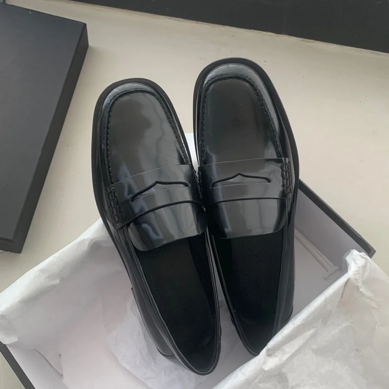 Maxdutti 2023 New Arrival oryginalne skórzane buty moda proste czarne Slip-On mokasyny damskie