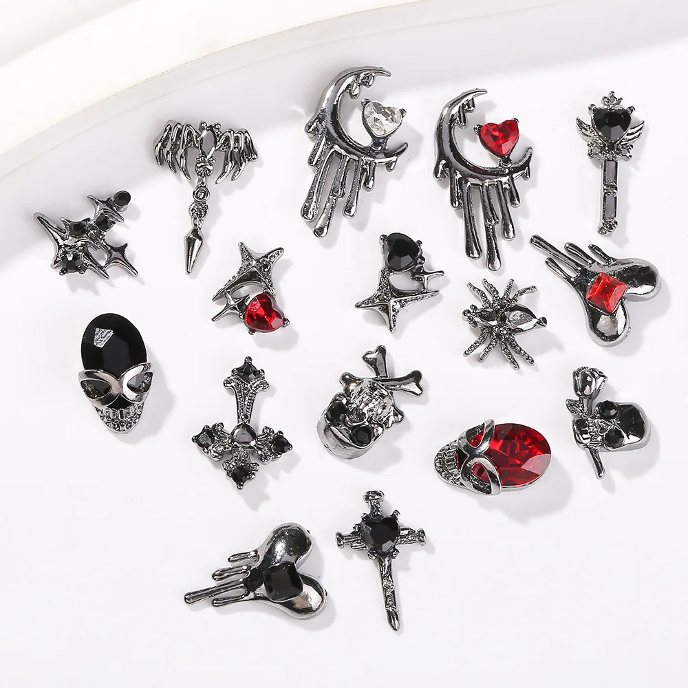 Gothic Punk Alloy 3D Nail Charms, Strass, Crystal Decor, Coração, Crânio, Cruz, Aranha, Acessórios de Jóias, Luxo, Halloween