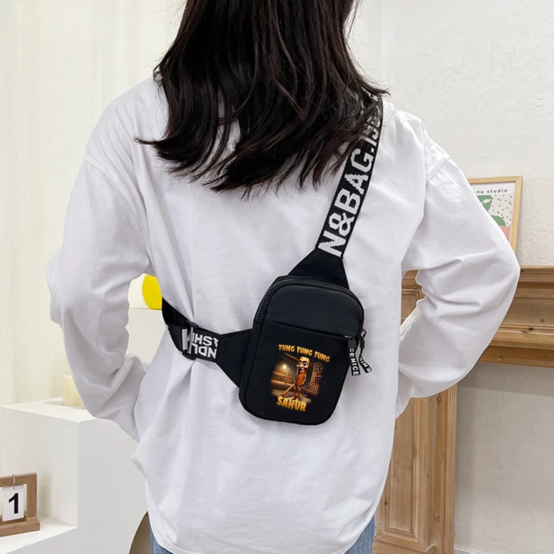 

Квадратная сумка на плечо BItalian Brainrot Series, легкие маленькие сумки через плечо, трендовая нагрудная сумка для мобильного телефона, забавный подарок на день рождения