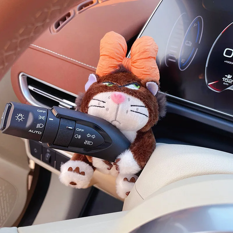 Nieuwe driekleurige autogordel schouderstuk schattige kat pop op een voertuig gemonteerde cartoon veiligheidsgordel decoratie universele auto-accessoires