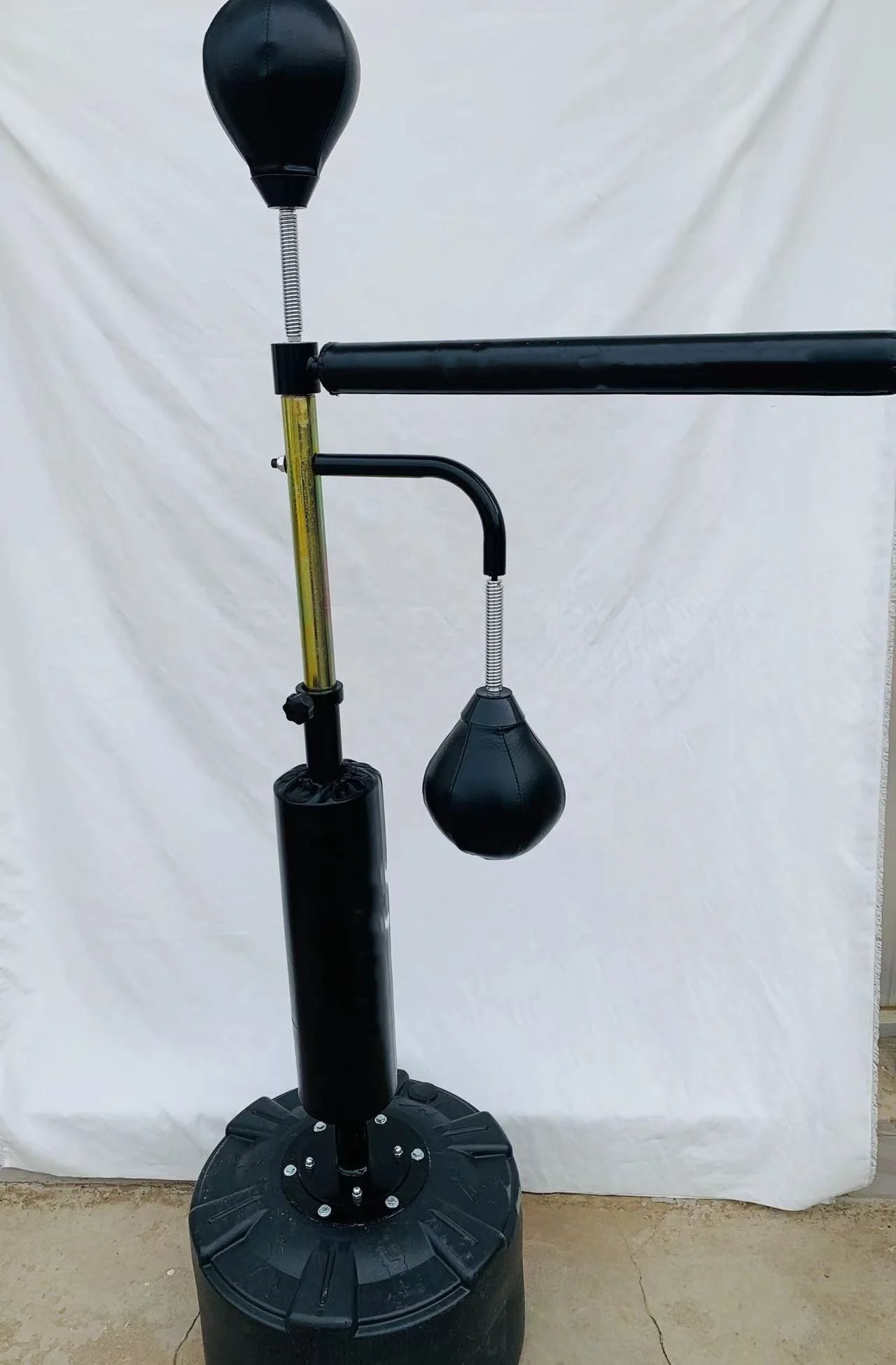 

Freestanding Boxing Reaction Speed Ball Multi-Functional Comprehensive Training Target