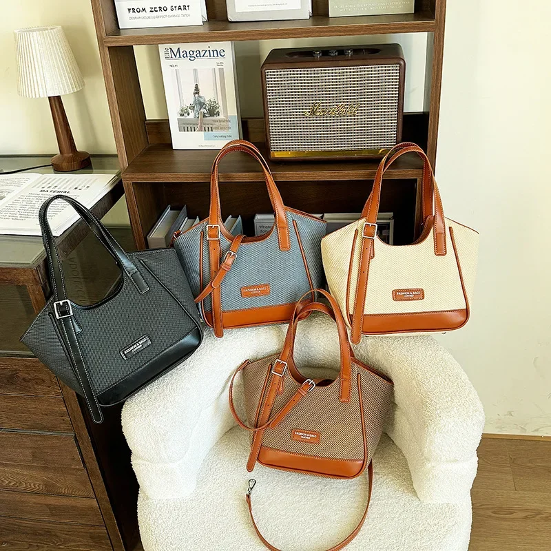 

Luxury Brand New! Korean Style Women's Large-Capacity Tote Bag - Fashionable, Minimalist & Versatile Underarm Bag