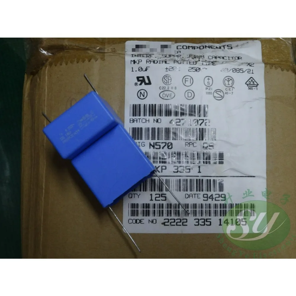 

5PCS MKP335 1.0uf/250vAC 1u0 1uf 105 New film capacitor 28MM