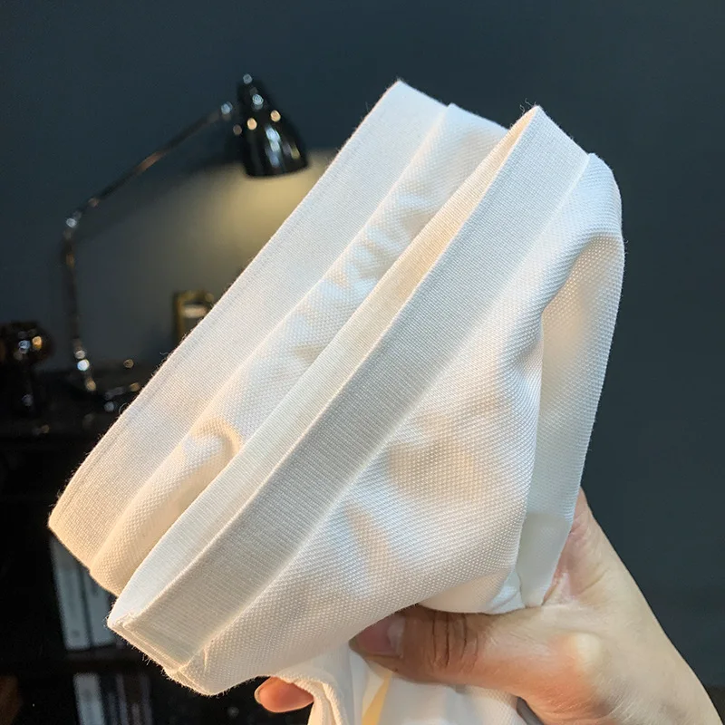 الراقية قصيرة الأكمام بولو الرجال 2025 الصيف ضوء الأعمال عادية نصف كم بلون التلبيب تي شيرت