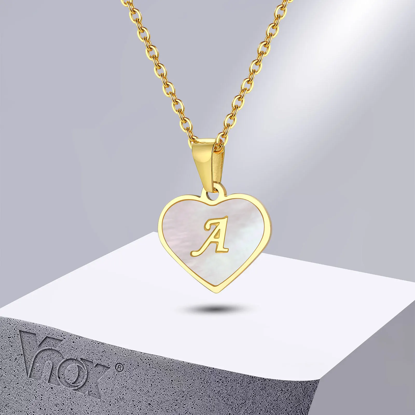 Vnox Women A-Z Initial Necklaces, Heart Shell Pendant with 26 Letters Alphabet, Elegant Dainty Lady Collar