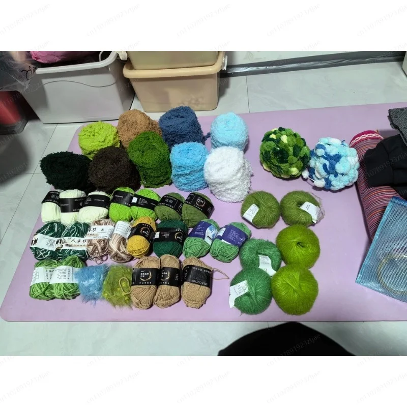 

Plush Moss Carpet DIY Kit for Bedroom Living Room, Light Luxury Green Rug, Viral Soft Home Decor Gift