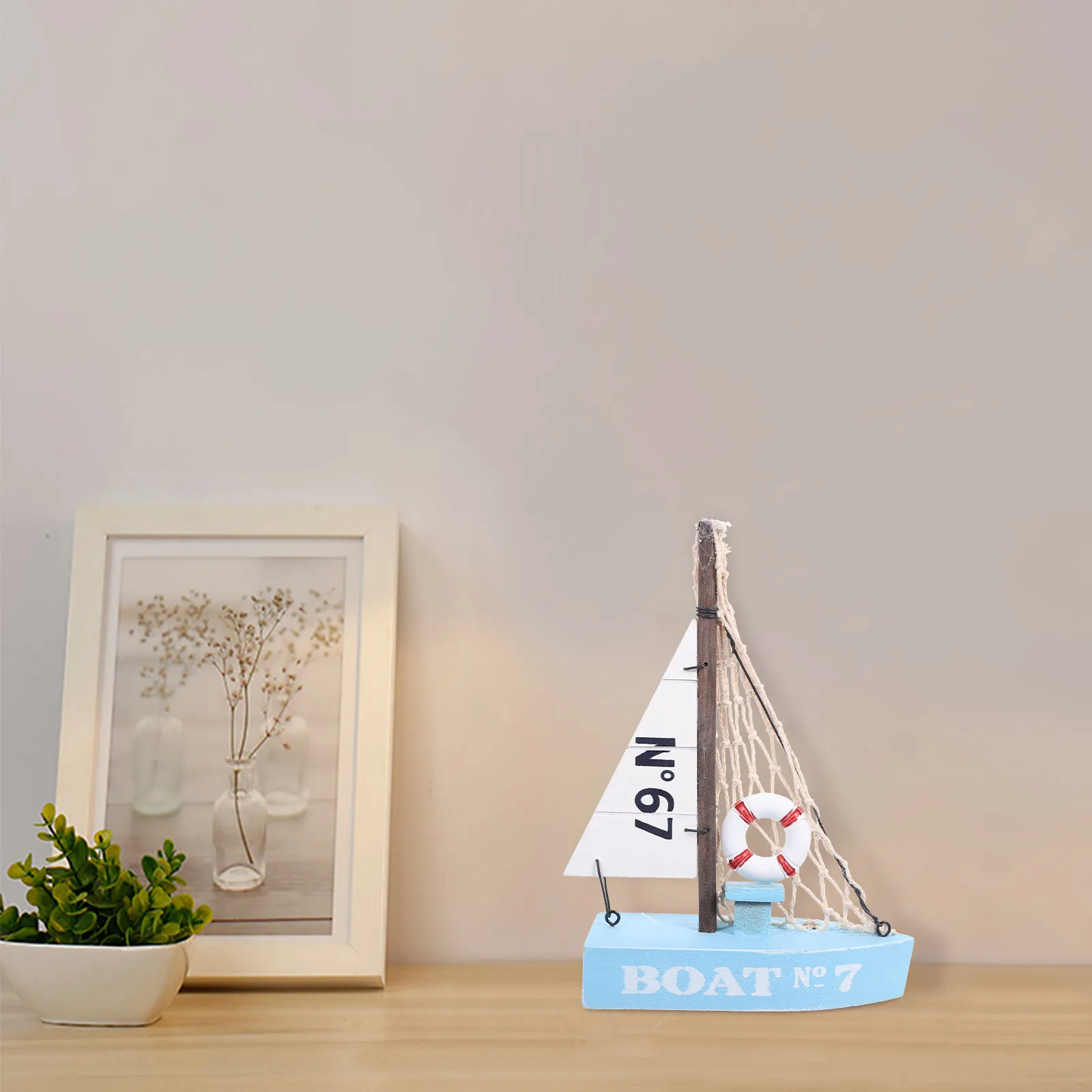 

Sailing Ship Wooden Sailboat Ornament Mediterranean Nautical Boat Decoration Compact Desktop Sailboat Ornament for Study Bedroom