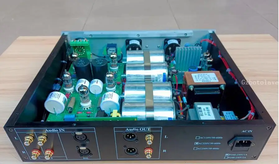 تجميعها الرجوع إلى CAT-SL1 HIFI أنبوب preamplifier VU متر التوازن أنبوب preamp 6Z4(6X4)* 2 ECC82 * 2 ، ECC83 * 2