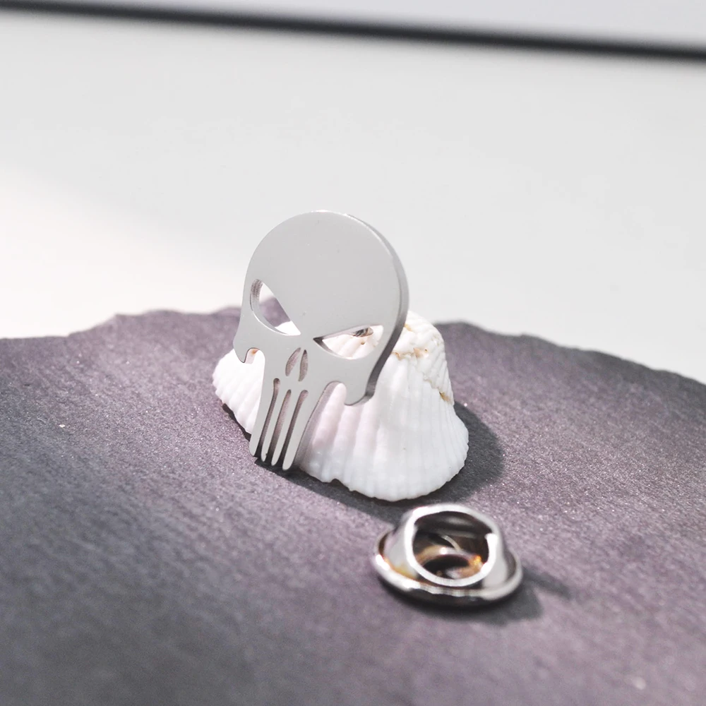 

Cool and trendy street style skull brooch, stainless steel craft badge, hip-hop metal accessory