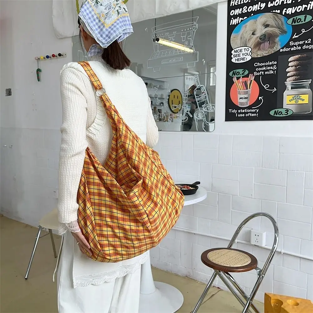 

Convenient Retro Plaid Tote Bag Plaid Shoulder Bags Single-shoulder Bag Large Capacity Dumpling Pleated Women's Handbag Travel