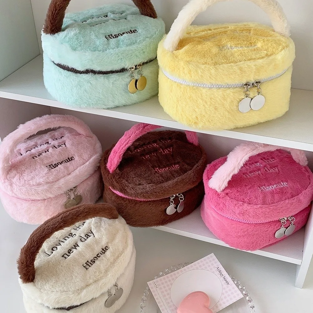 

Plush Plush Cosmetic Bag Cosmetic Wash Pouch Makeup Bags Organizer Case Travel Organizer Storage Toiletry Bag Women