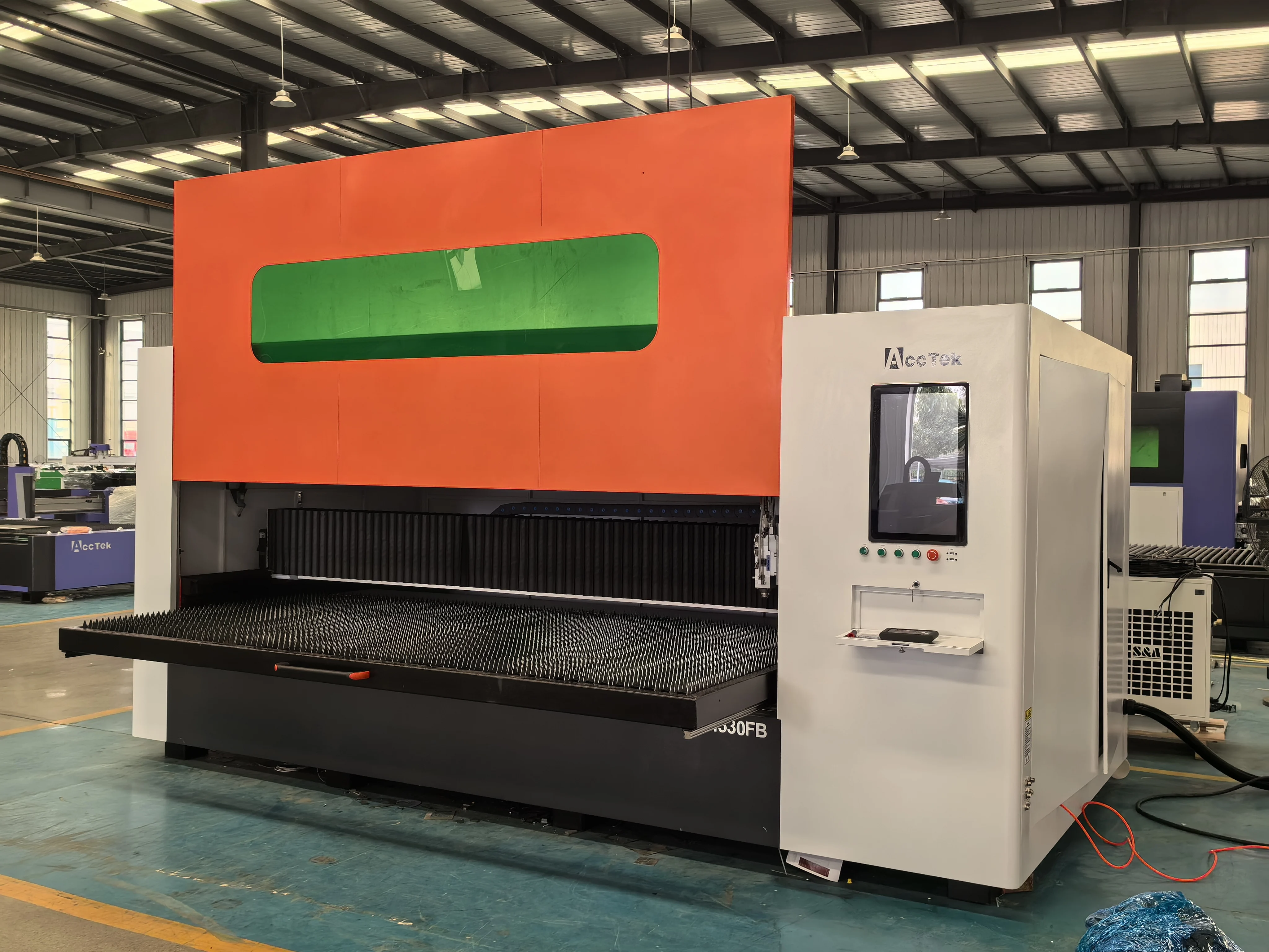 Customized Machine Casing AKJ1530FB Full Enclosed Fiber Laser Cutting Machine For Metal Plate