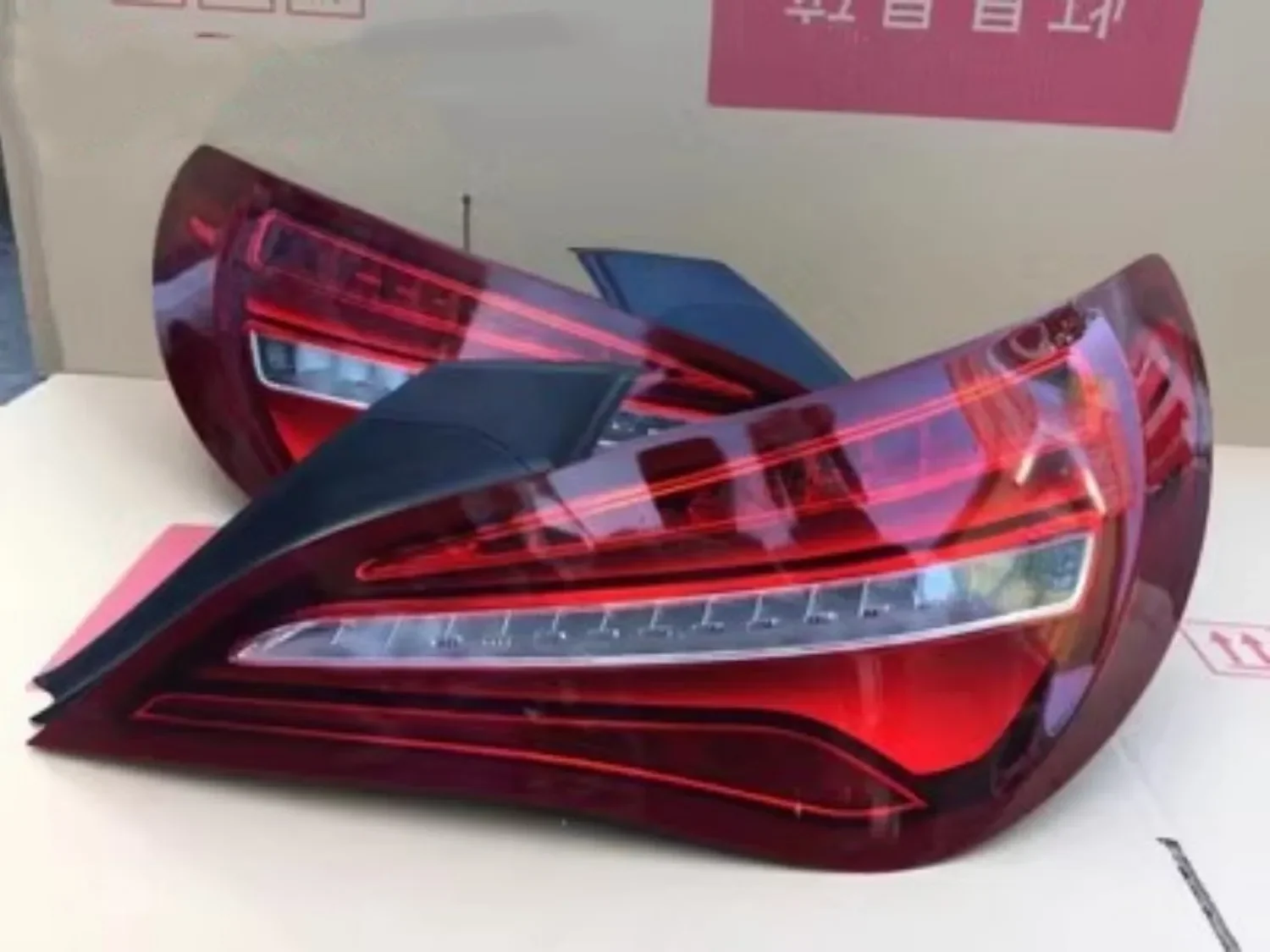 

Car LED Tail Light for Mercedes benz CLA W117 CLA180 CLA200 CLA250 CLA260 CLA220 Rear Brake Light Reverse turn signal Lamp