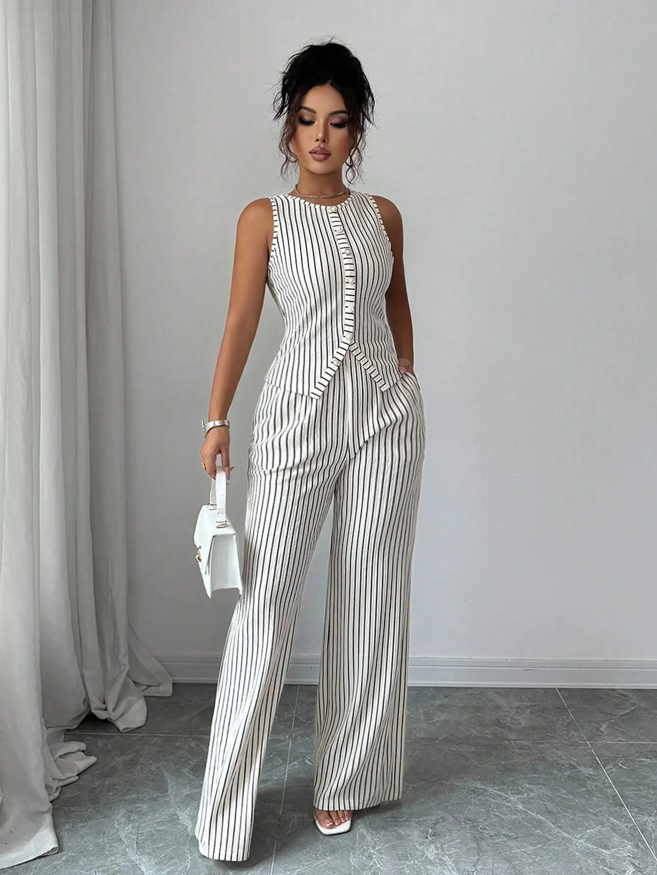 

Женский полосатый комплект из 2 предметов: топ без рукавов на пуговицах и брюки с высокой талией и широкими штанинами, элегантный повседневный стиль