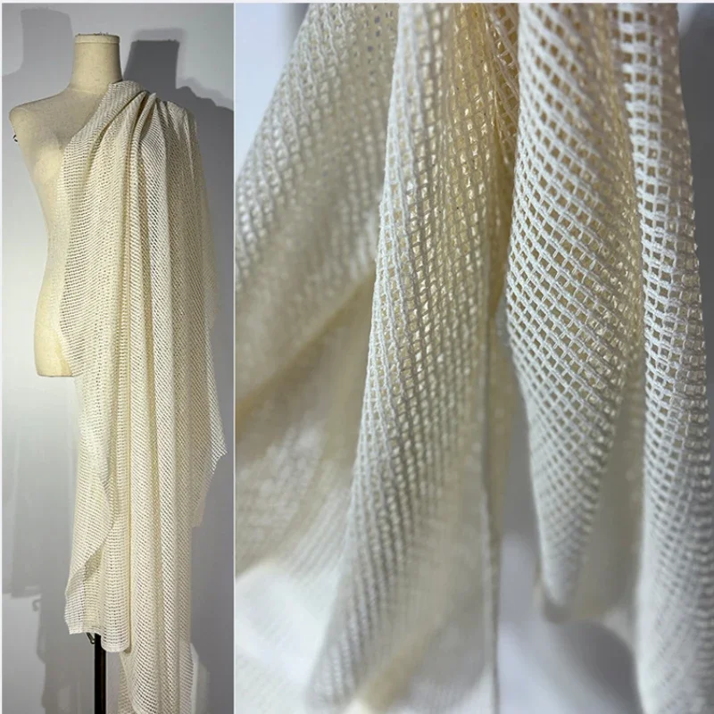 Tessuto a rete a rete piccola tessuta cava tessuto a rete in cotone poliestere ordito lavorato a maglia abbigliamento creativo tessuto di Design