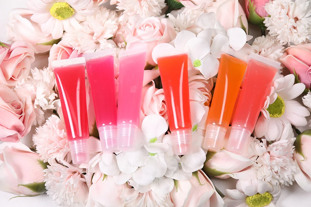 6-color Private Label 12ml Lip Oil Custom Logo Hose Tube Moisturizing Fruit Lipgloss Plumper Long-lasting Natural Lips Makeup