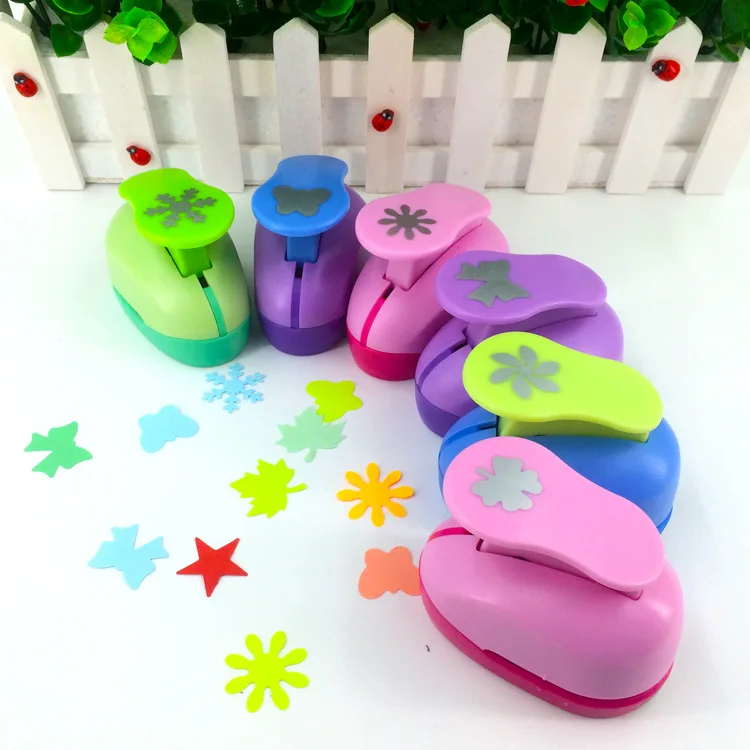 1 STKS DIY Papier Snijden Vlinder Perforator Nieuwe Scrapbooking Handgemaakte 3D Vorm Board Punch ABS Plastic Kid Perforator Kinderen
