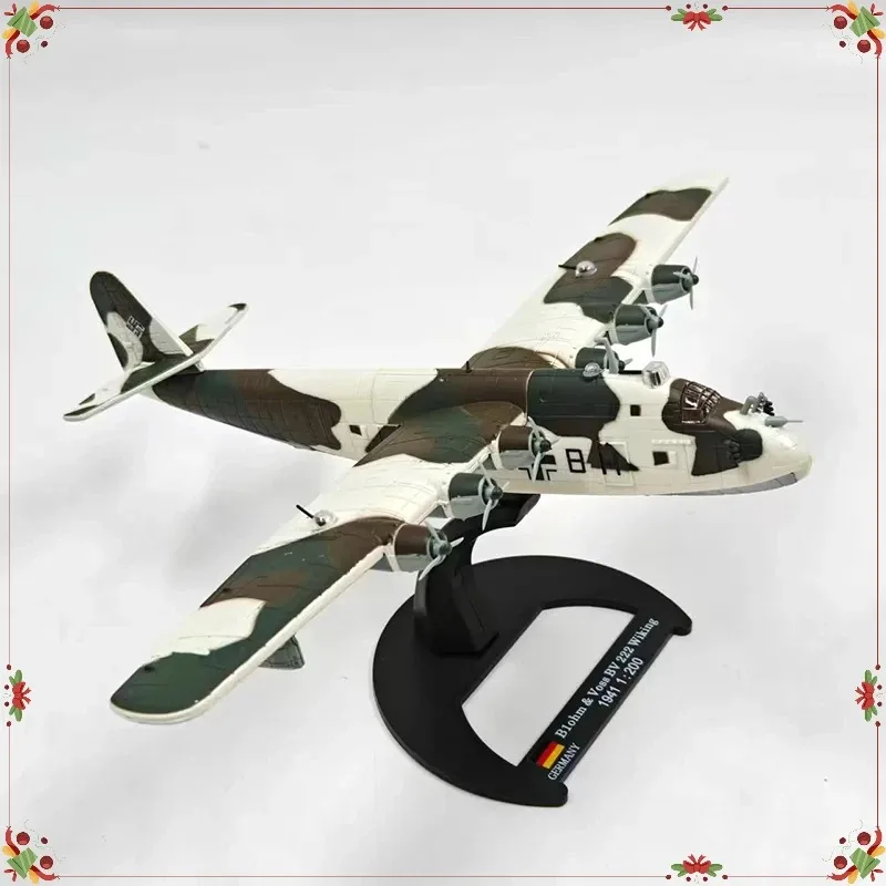 Diecast 1:200 Scale…