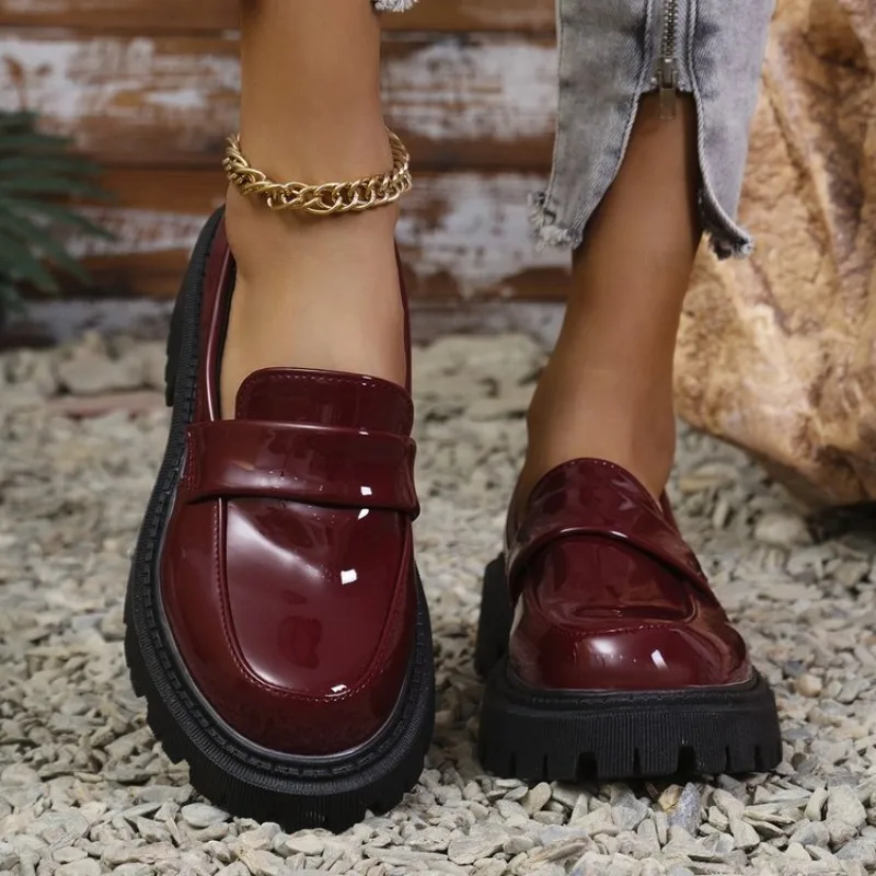 Patent Leather Med Heel Loafers Shoes Women Solid Color Slip-On Platform Pumps Woman Thick Bottom Non-Slip Office Shoes Female