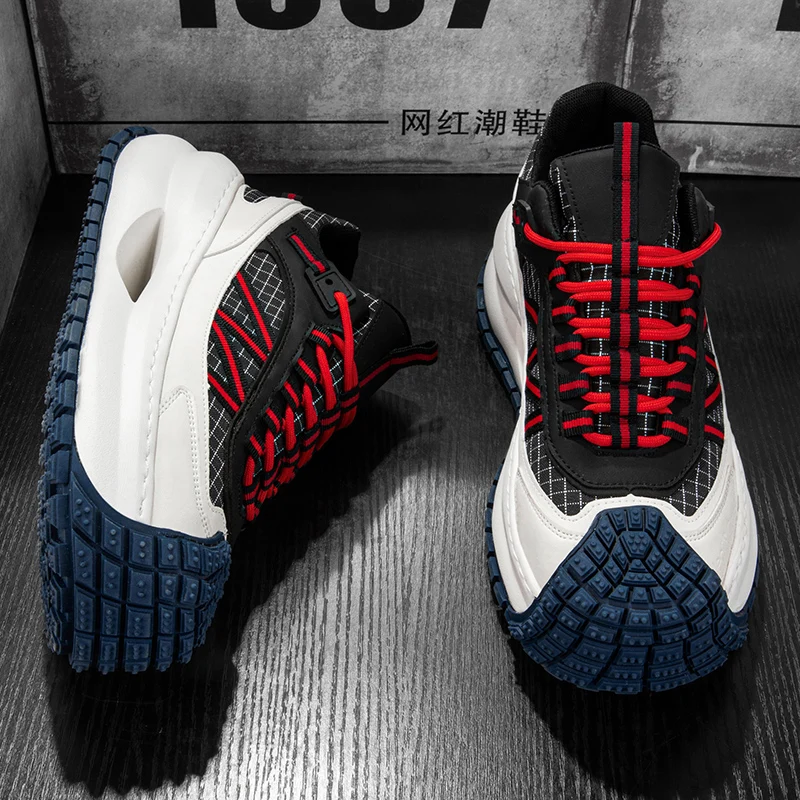 Neue Herrenschuhe mit dicken Sohlen, höhenverstellende Schuhe, Frühling, atmungsaktive Sport-Freizeitschuhe, Papa-Schuhe, rutschfeste vulkanisierte Schuhe
