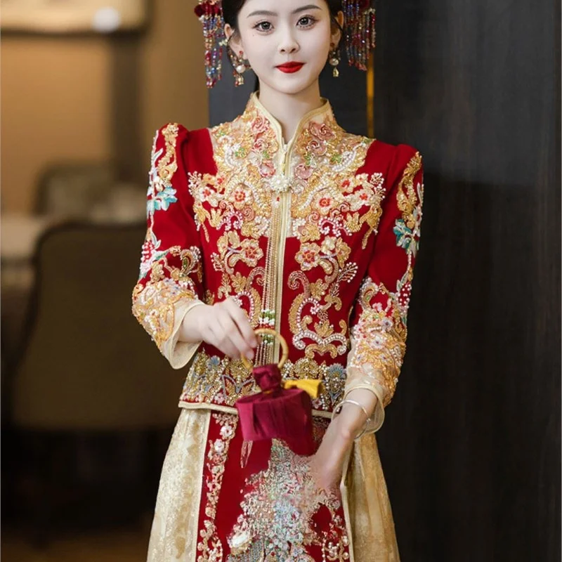 The new Chinese slim-fit crested and Xipei champagne color high-grade dress image 4