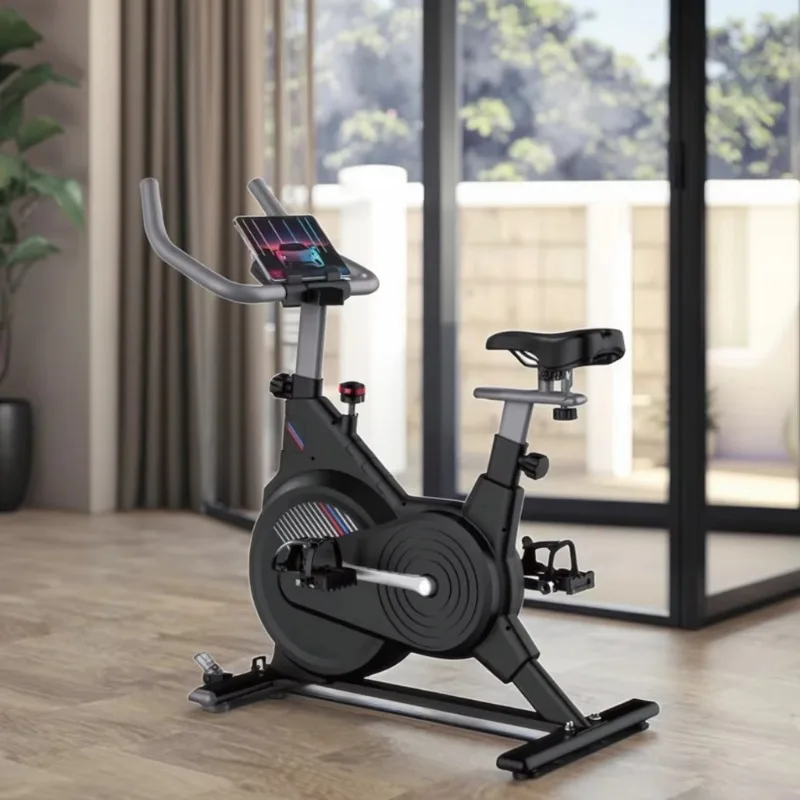 Profesjonalny rower spinningowy do ćwiczeń cardio w pomieszczeniach YTYIN z wielofunkcyjnym wyświetlaczem LCD, napędem pasowym i konstrukcją stalową.