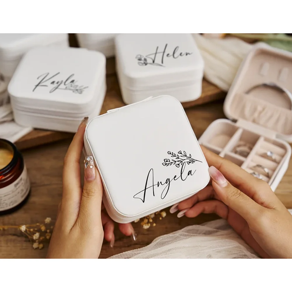 Personalized Name Square PU Leather Jewelry Box Travel Jewelry Case Jewelry Organizer Bridesmaid Brithday Gift for Sister Friend