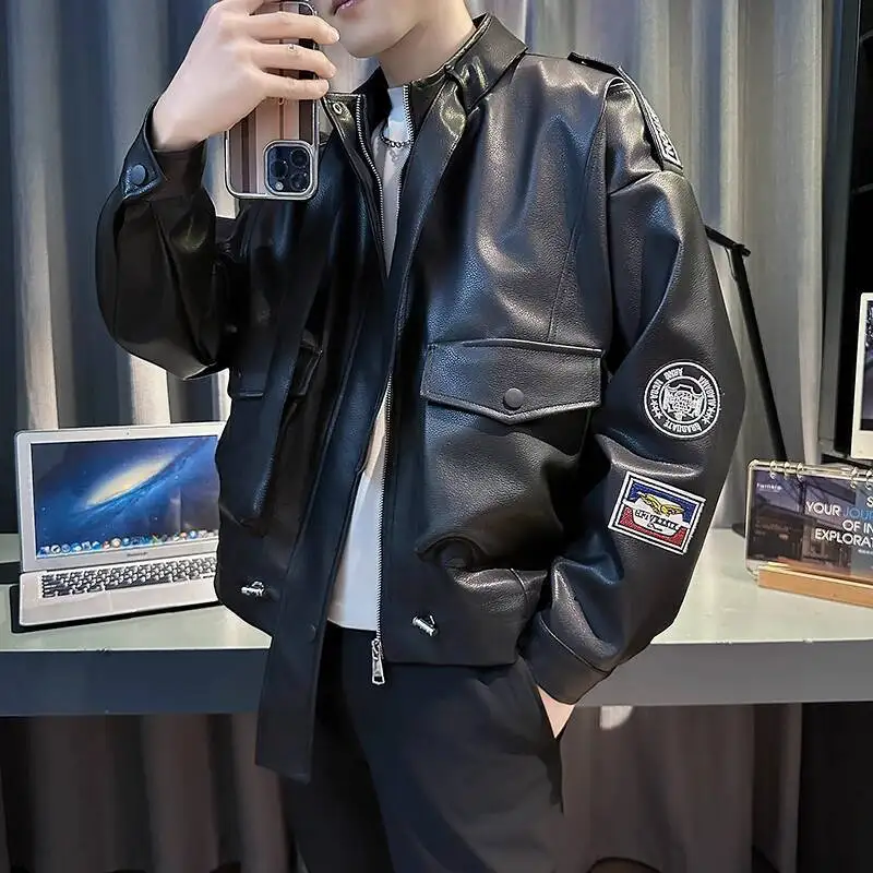 

Однотонная куртка из искусственной кожи с воротником-стойкой и несколькими этикетками, рабочая одежда, пальто, кожаная куртка, мужская мотоциклетная куртка Jaqueta Motoqueiro