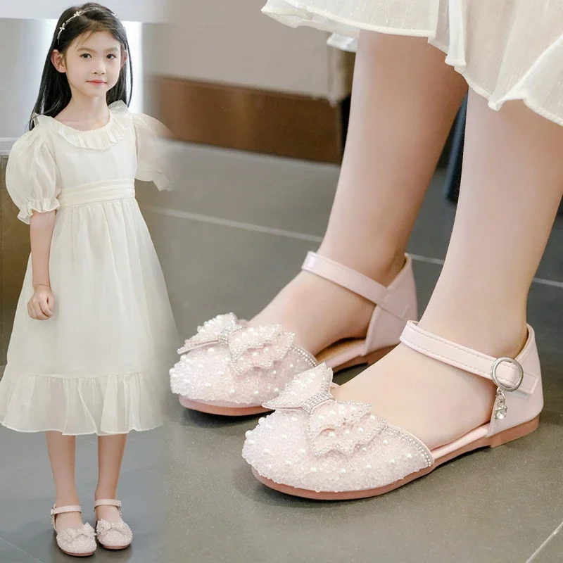 

Лидер продаж, элегантные и легкие детские сандалии на плоской подошве Baotou, летняя модная мягкая/удобная повседневная обувь принцессы с жемчугом