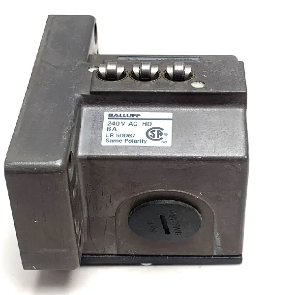 

Bns 519-d03-r12-100-10-fd Механический многопозиционный концевой выключатель Совершенно новый оригинальный точечный Plc