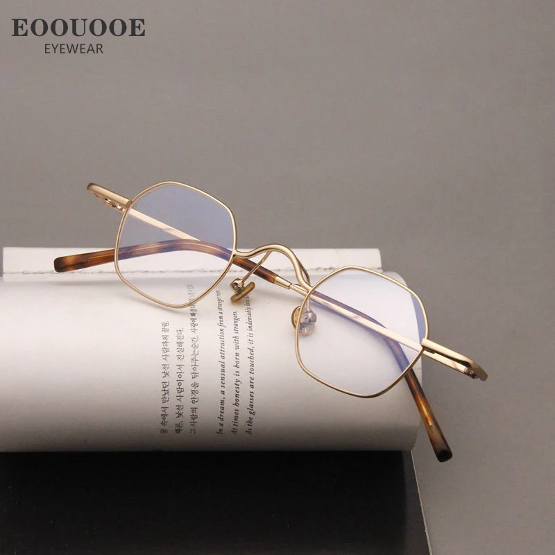 

Square Retro Eyeglass Frame Men Women Metal Optics Myopia Hyperopia Prescription Recipe Lenses Oculos Recipe Lenses Reading