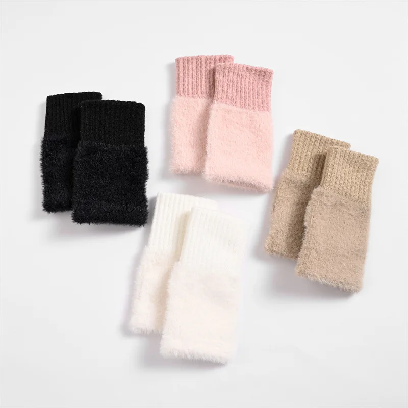 

New Mink Fleece Half Finger Gloves for Women's Soft Winter Warmth Luxury Solid Color Plush Knitted Fingerless Gloves