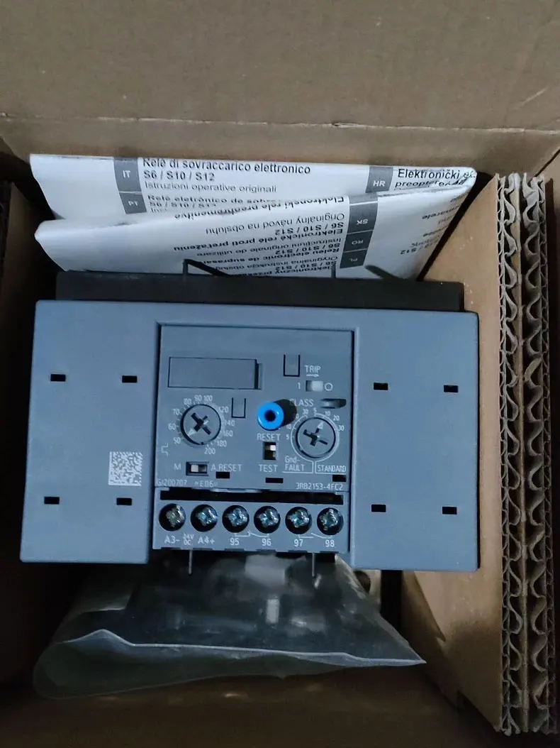 

Совершенно новый 3RB2153-4FC2 3RB2153-4FF2 3RB2153-4FW2 3RB2153-4FX2. Гарантия один год.