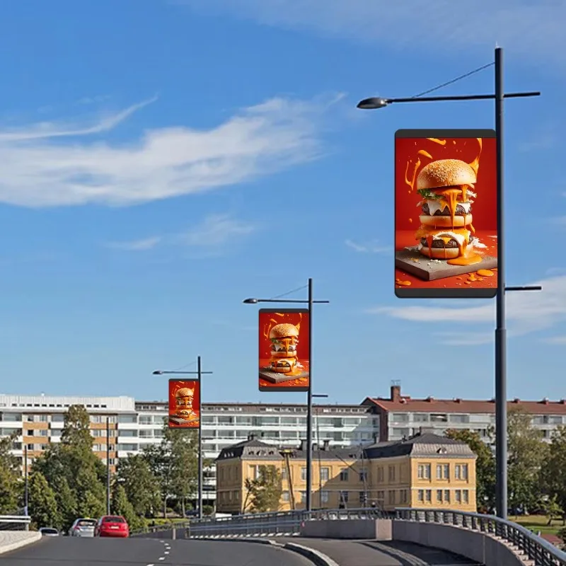 

2025P4 Outdoor Solar Street Light Pole With LED Display Screen For Mall Road Screen Advertising Board