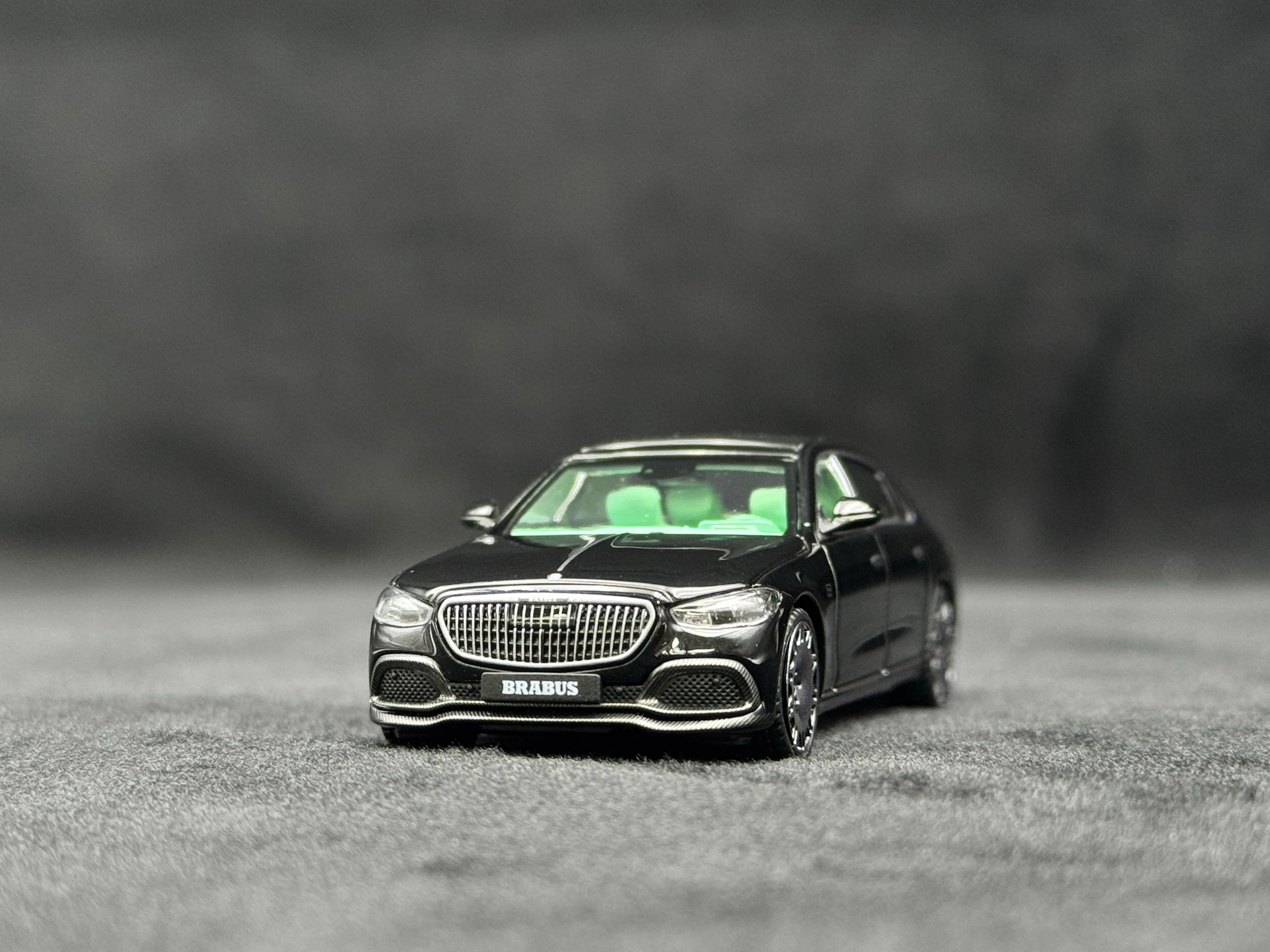 

Diecast 1:64 Scale Almostreal AR BENZ S850 Maybach Masterpiece 2023 Car Model Collectible Toy Gift Souvenir Display Ornament
