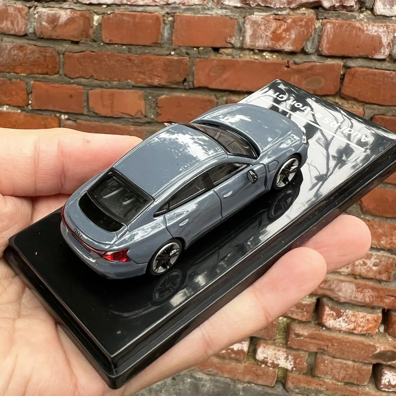 1:64 النموذج الأصلي بواسطة Paragon، AUDI RS e-tron GT، نموذج دييكاست للعرض، الهدايا، المجموعات