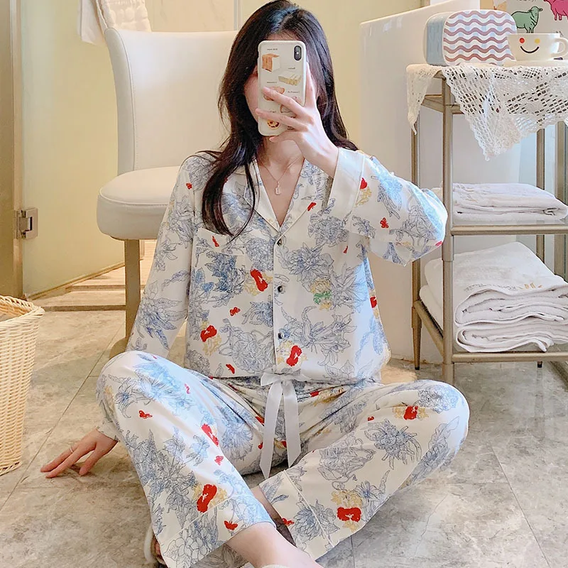 Spring Female Sleepwear Long Sleeved Long Pants Two-piece Set Thin Print Pajamas Lapel Collar Cotton Silk Home Clothing for Lady