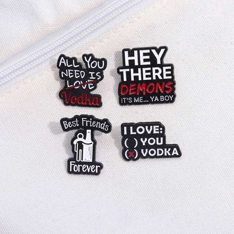 دبابيس مينا لأفضل صديق ، شارة طية صدر ، اقتباسات لطيفة ، إكسسوارات مجوهرات ، مجوهرات مضحكة ، كل ما تحتاجه هو الفودكا ، يا شياطين