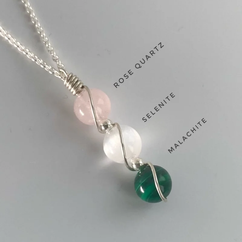 

Natural Crystal Necklace Silver Wire Wrapped Zodiac Minimalist Fresh Collarbone Pendant Jewelry for Women