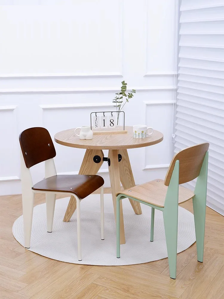 Nordic designer dining chairs, vintage solid wood chairs, cream style dining tables and chairs, small household dining room