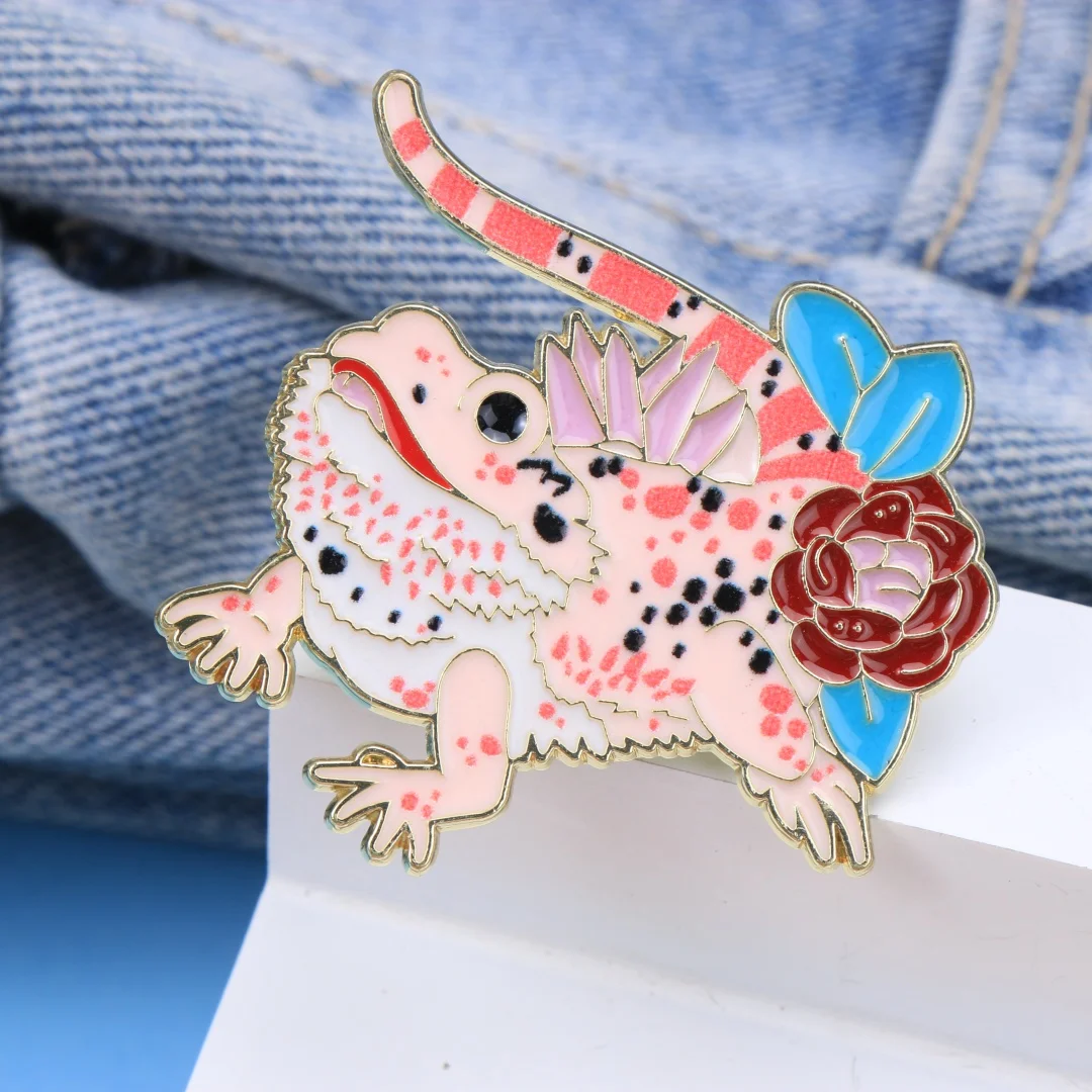 Cute Floral Bearded Dragon Enamel Pin, Pink Reptile with Red Rose Brooch, Kawaii Lizard Metal Badge for Jackets, Backpacks &Hats