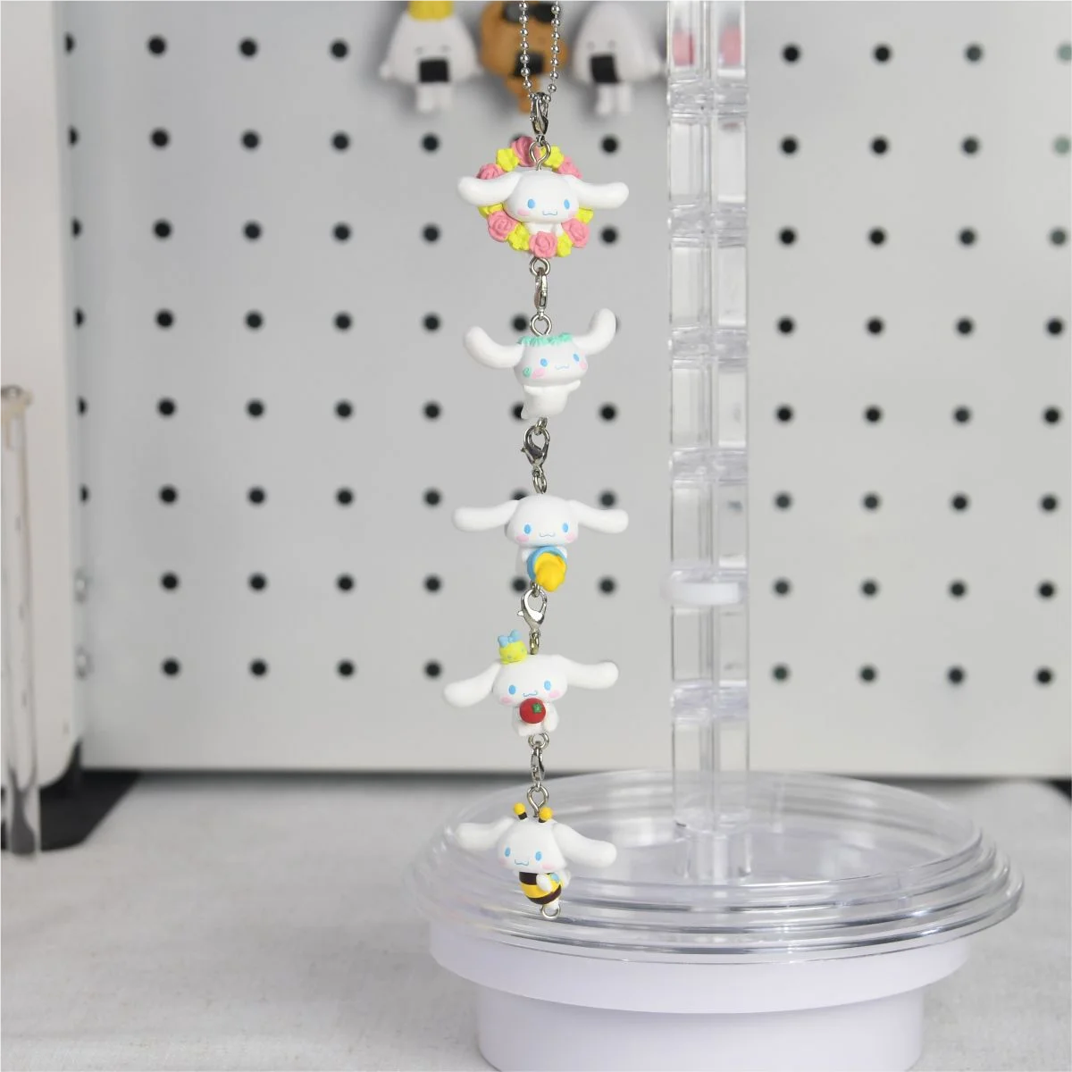 TOMY 오리지널 5Pcs Gashapon Cinnamoroll 어린이를위한 장난감 선물 Collectible Model Ornaments